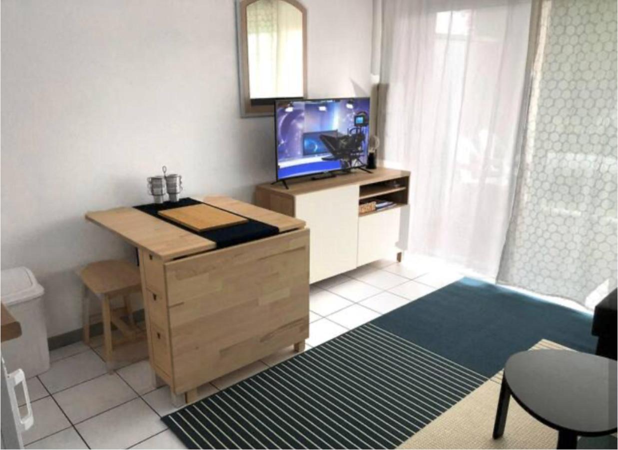 Studio Au Calme Avec Piscine, Face Golf, Parking Gratuit, Tout A Pied A 10Mn Centre Ville Ciboure Exterior foto